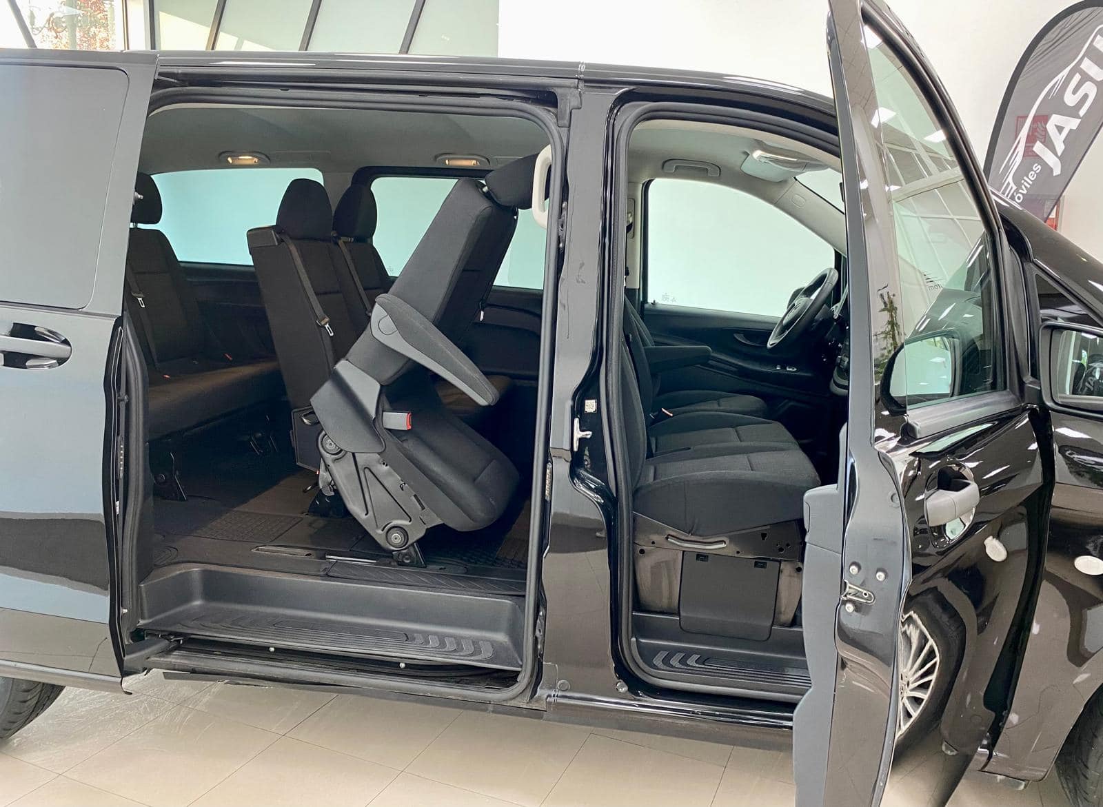 Mercedes Benz Vito tourer
