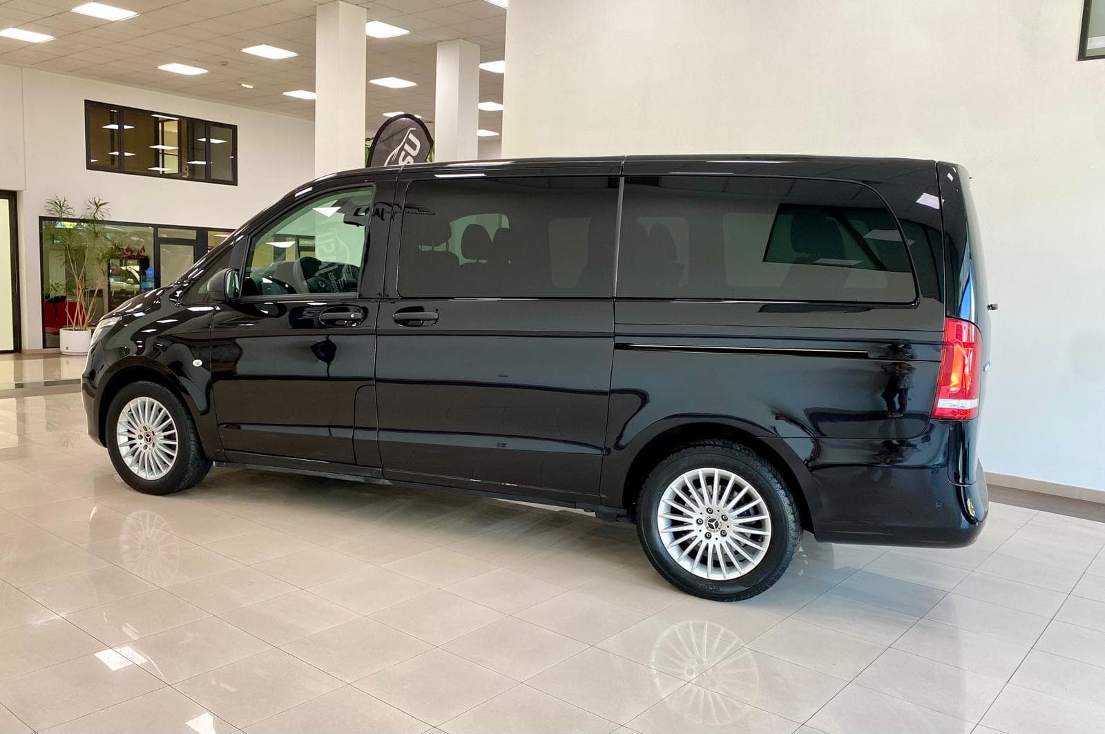 Mercedes Benz Vito tourer