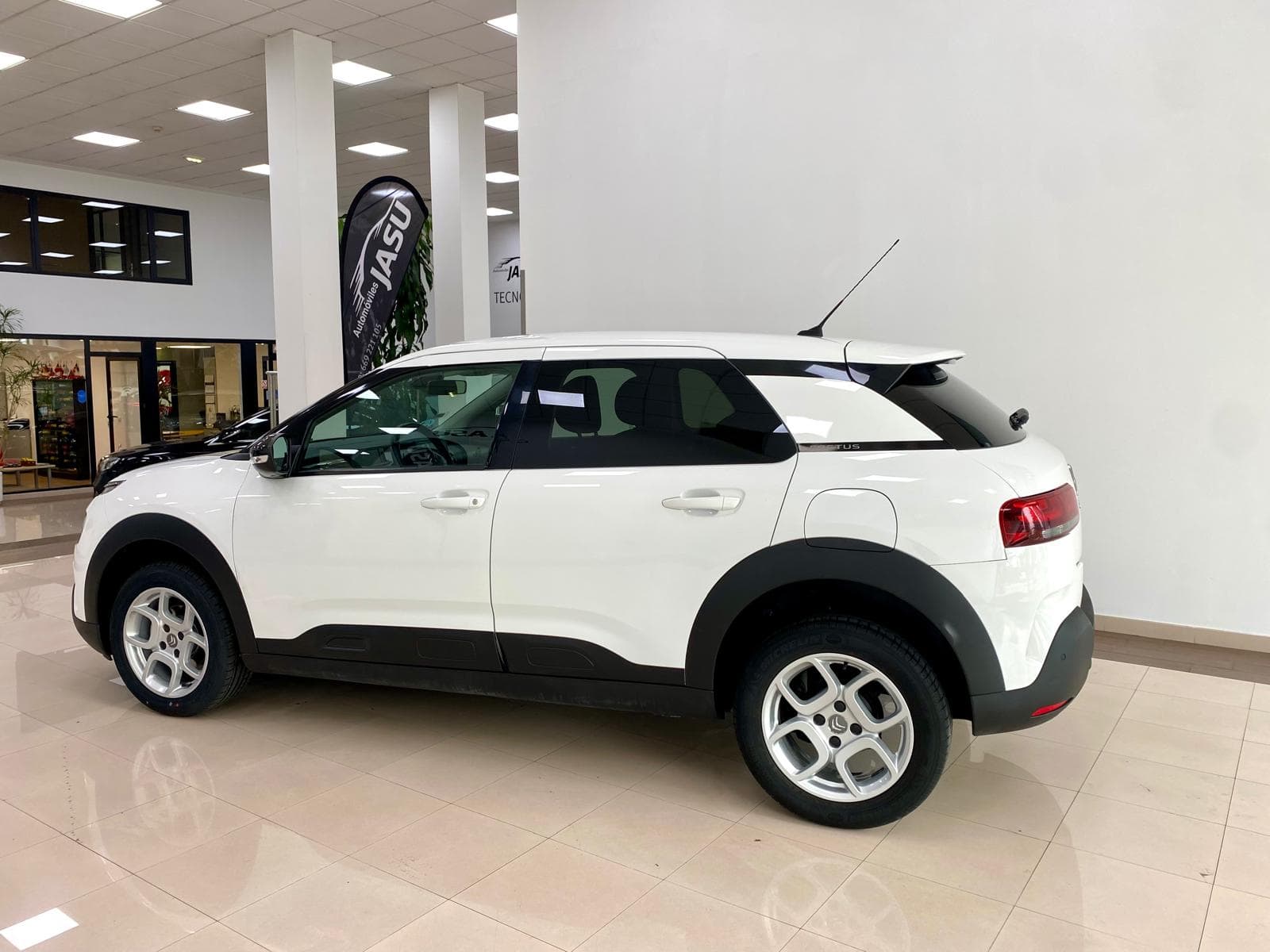 CITROEN C4 Cactus BlueHdi