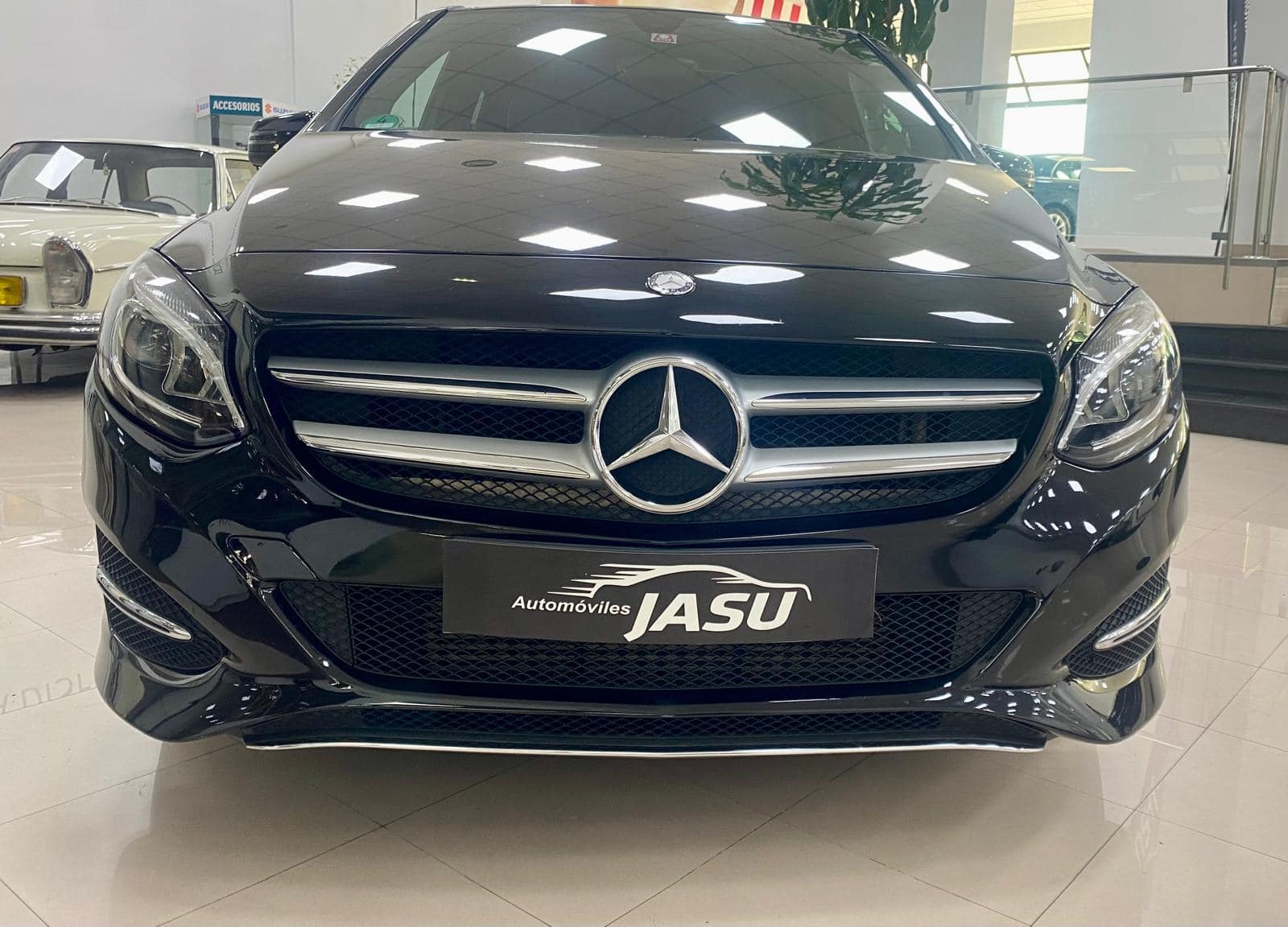 MERCEDES BENZ CLASE B200d