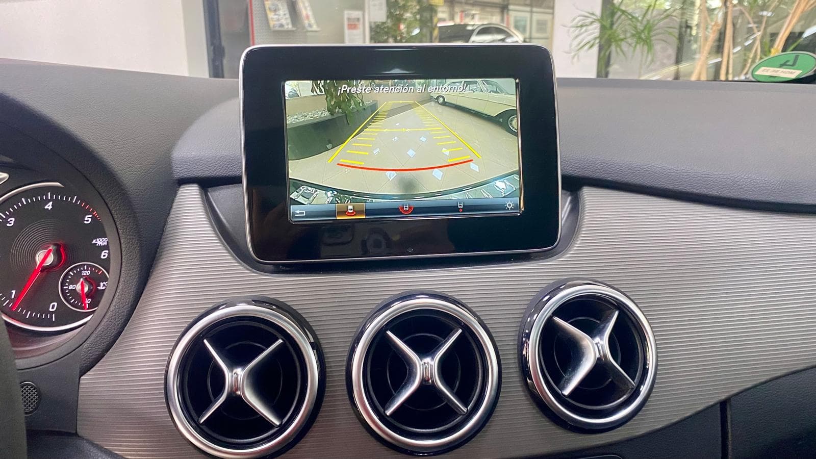 MERCEDES BENZ CLASE B200d