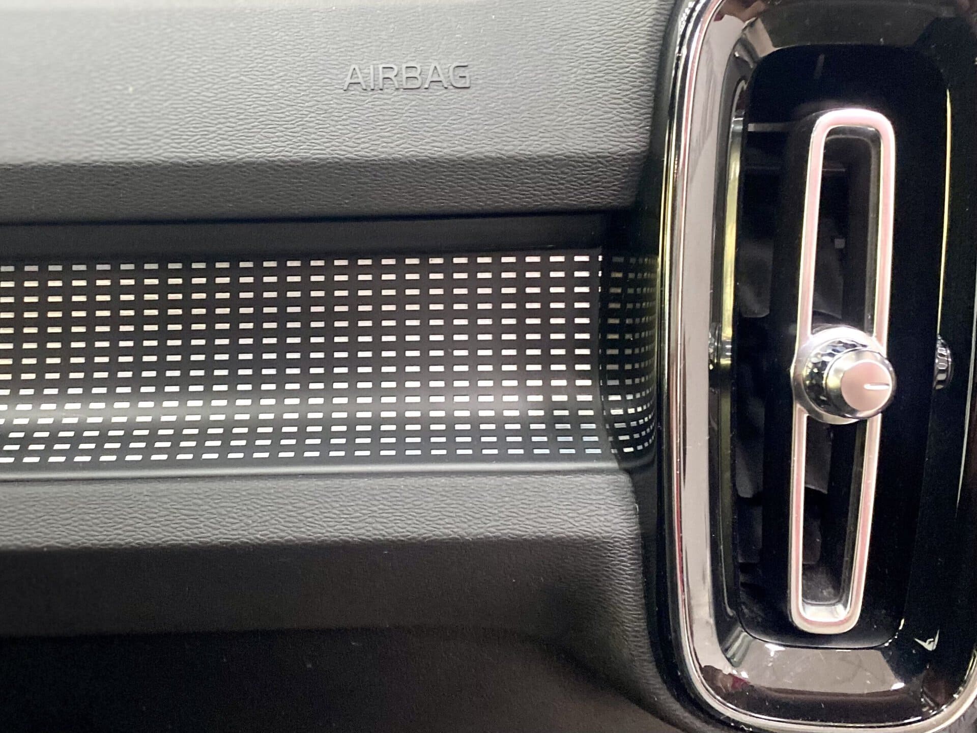 Volvo XC 40 R Design AWD 2.0