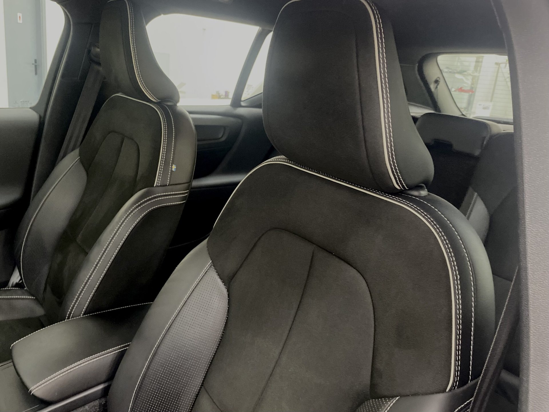 Volvo XC 40 R Design AWD 2.0