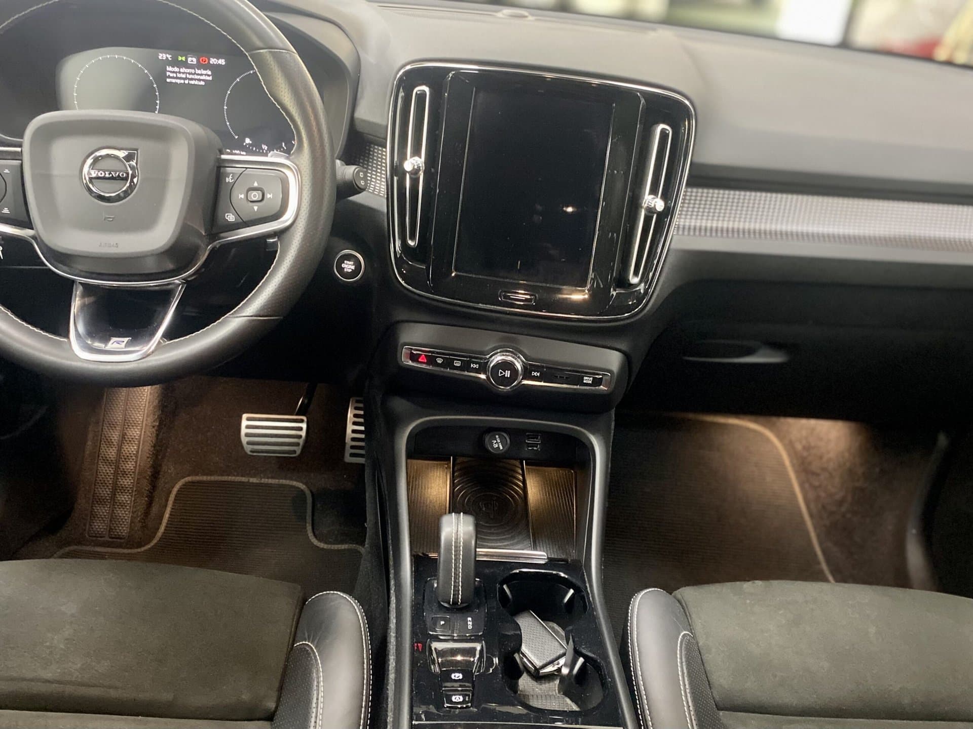 Volvo XC 40 R Design AWD 2.0