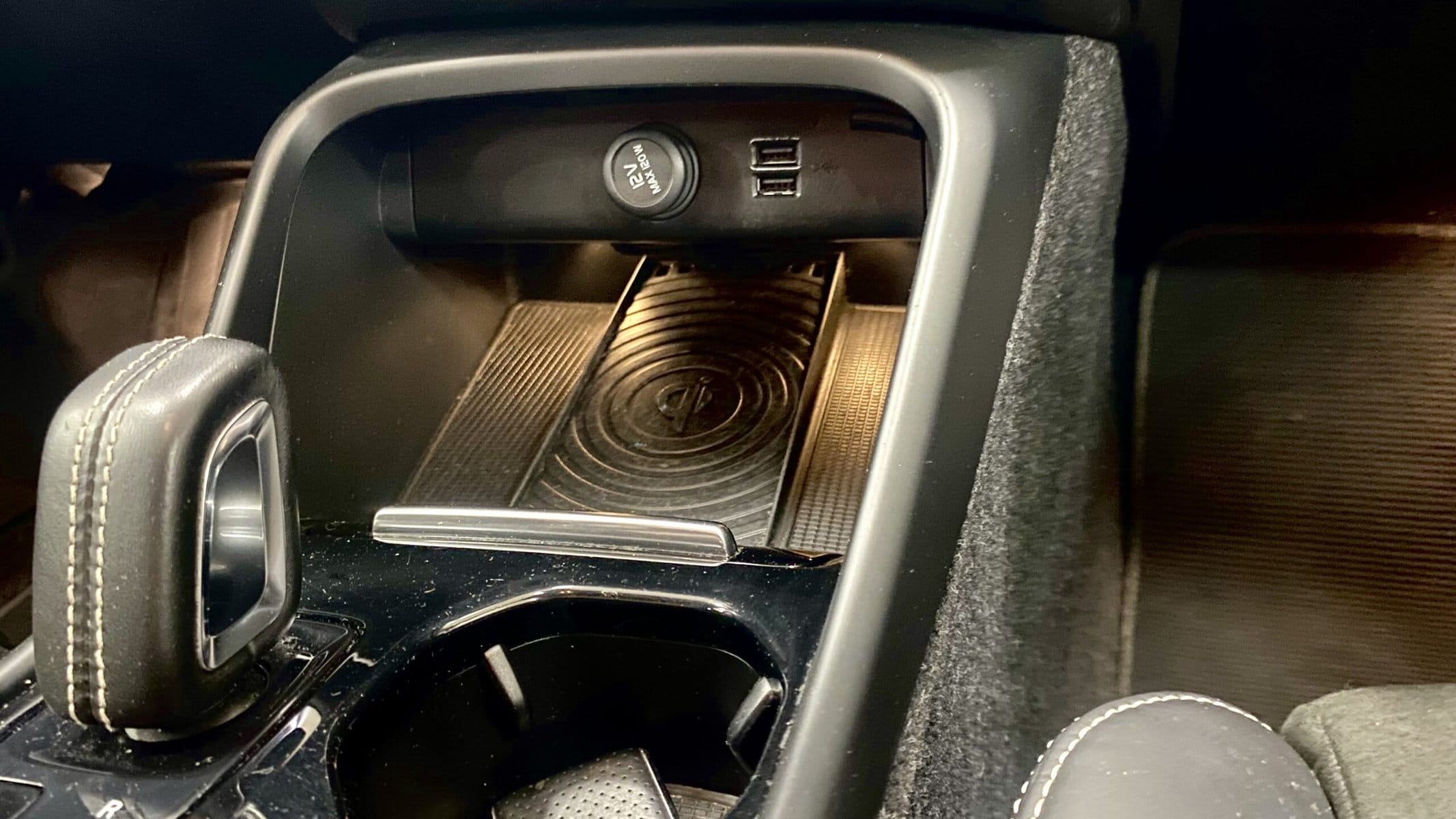 Volvo XC 40 R Design AWD 2.0