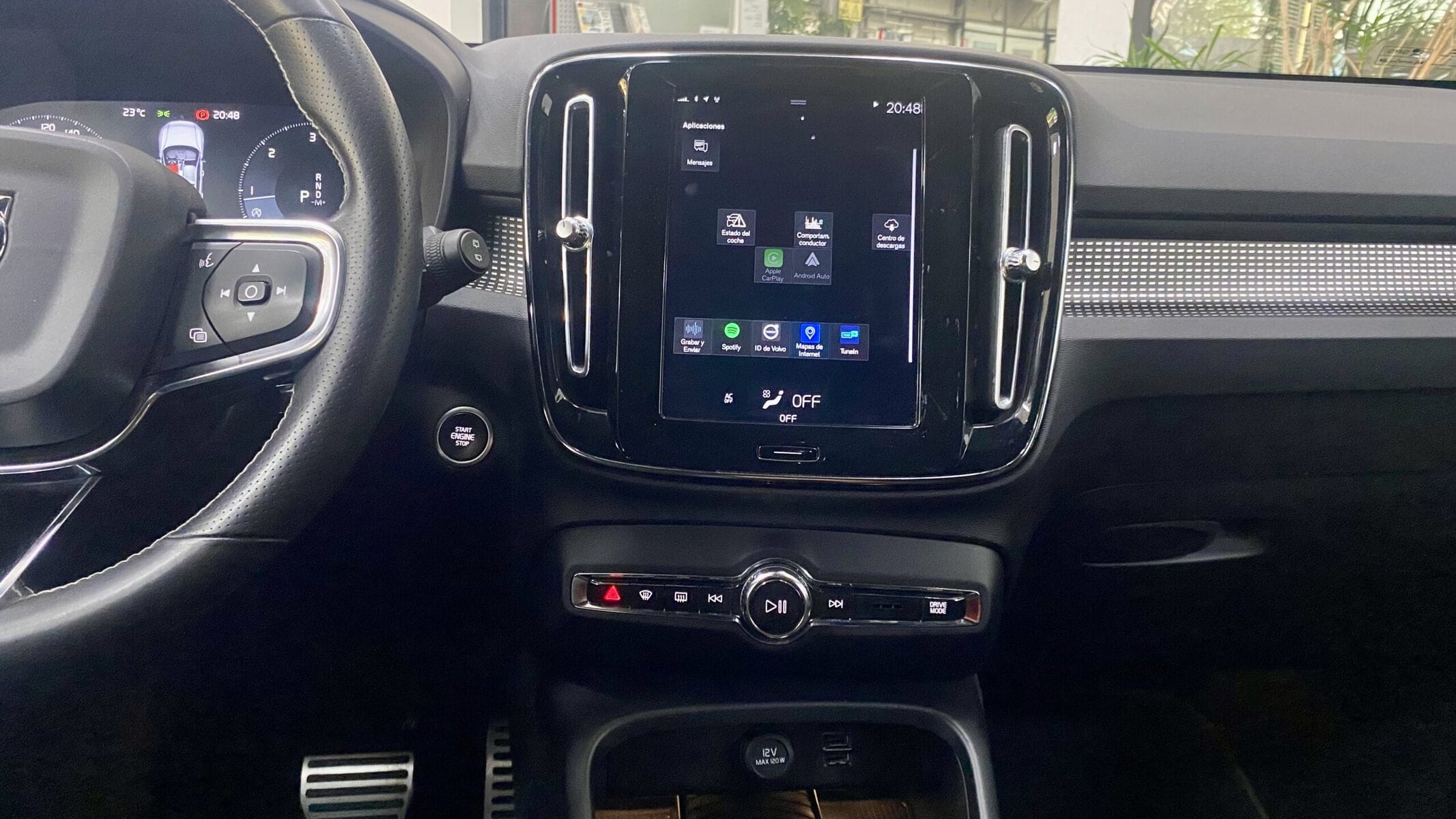 Volvo XC 40 R Design AWD 2.0