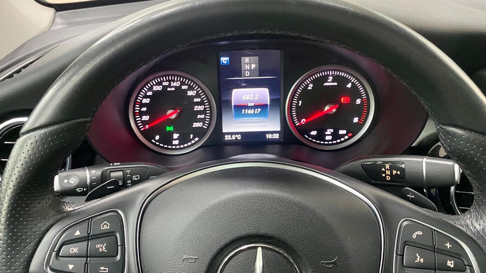 MERCEDES BENZ GLC 220d 4MATIC 9G-TRONIC