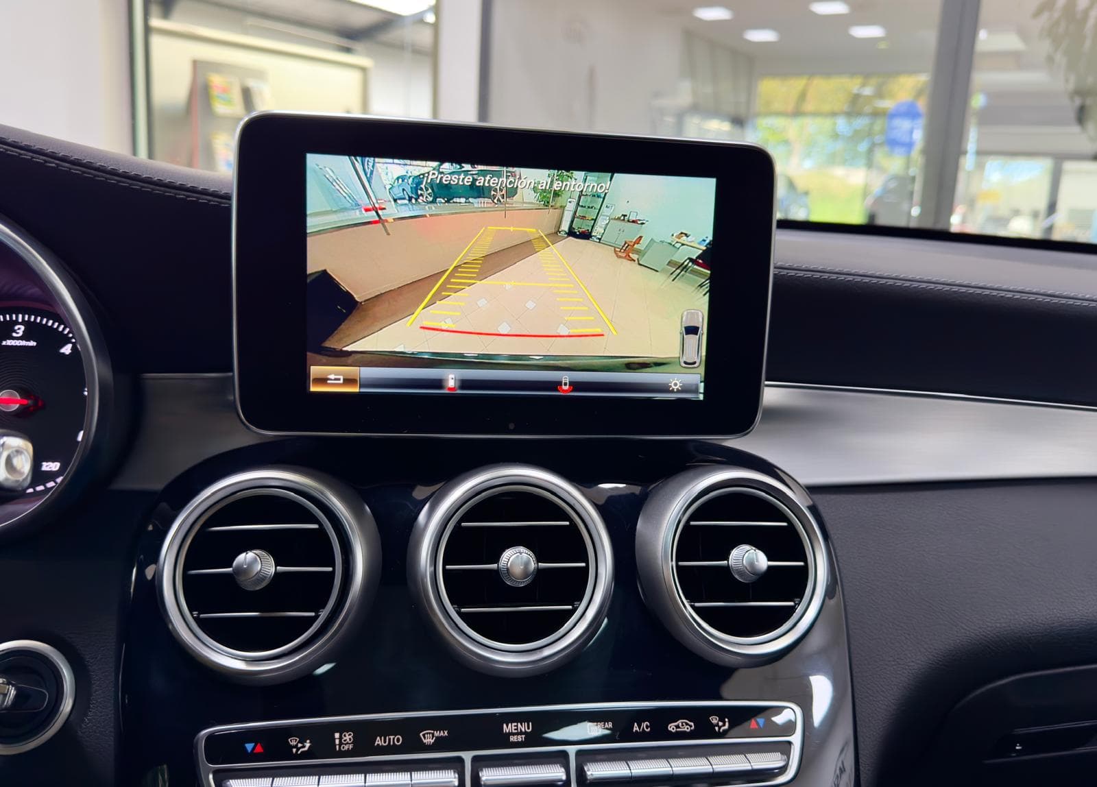 Mercedes Benz GLC 250d-4Matic
