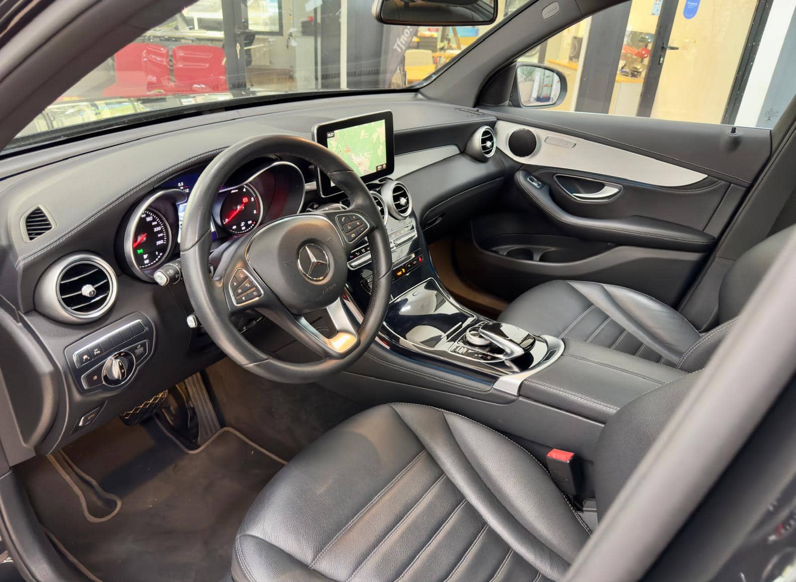Mercedes Benz GLC 250d-4Matic