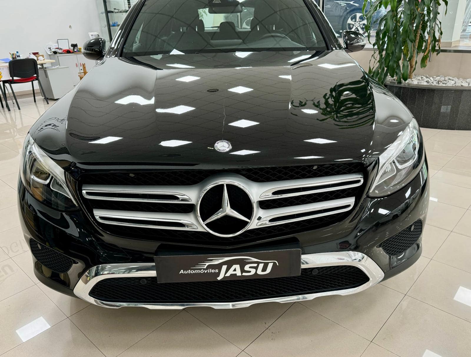 Mercedes Benz GLC 250d-4Matic