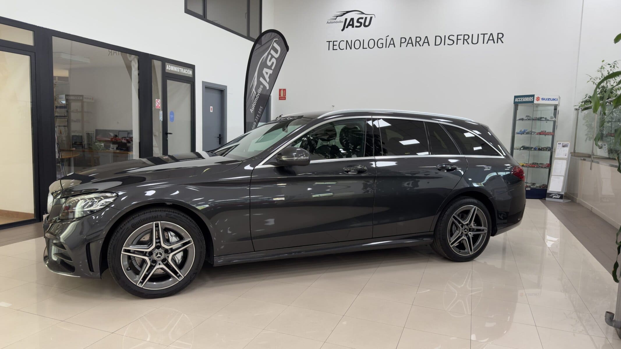 Mercedes Benz Clase C220d AMG