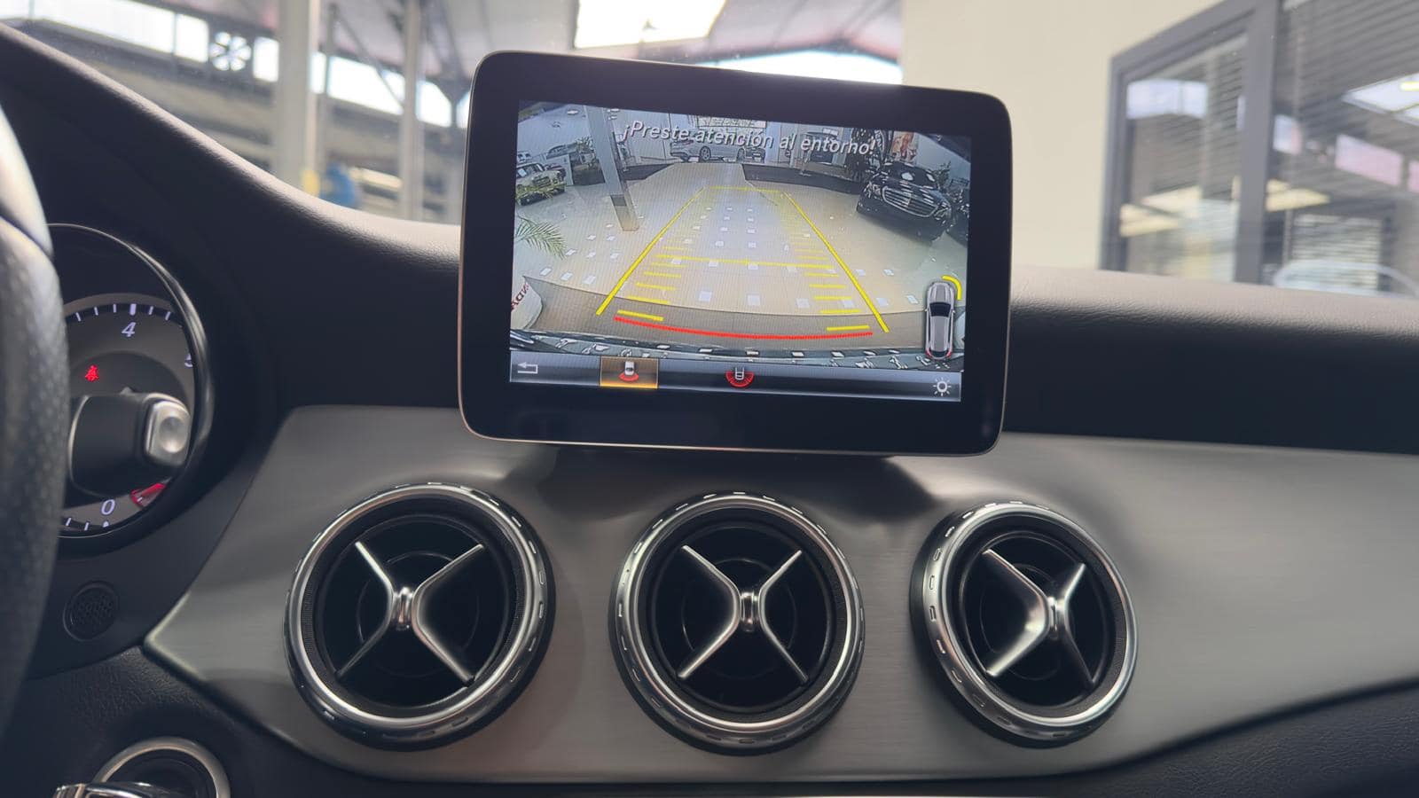 Mercedes Benz GLA 220d 4×4