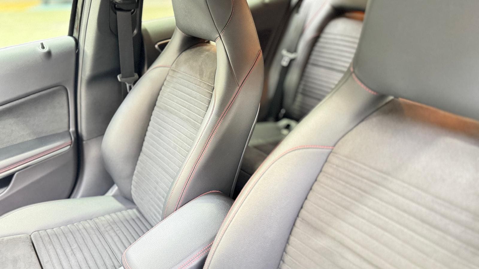 Mercedes Benz GLA 220d 4×4