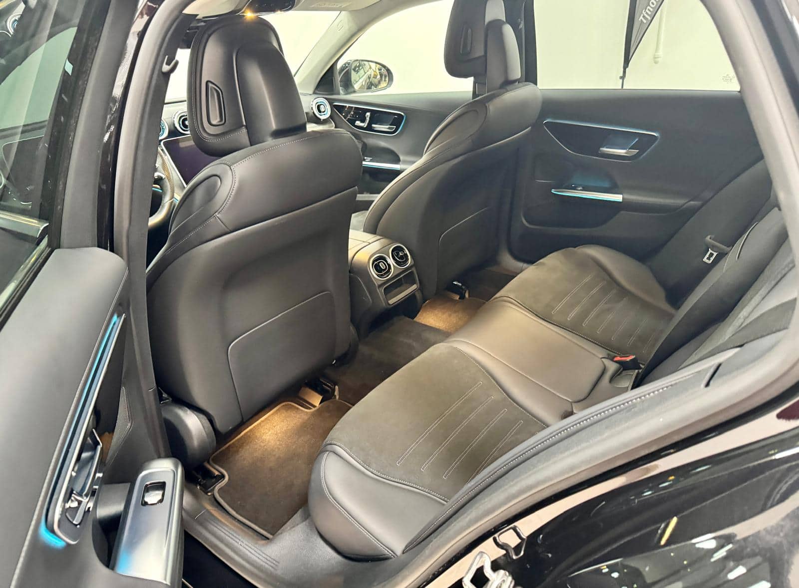 MERCEDES BENZ C220d FINAL EDITION