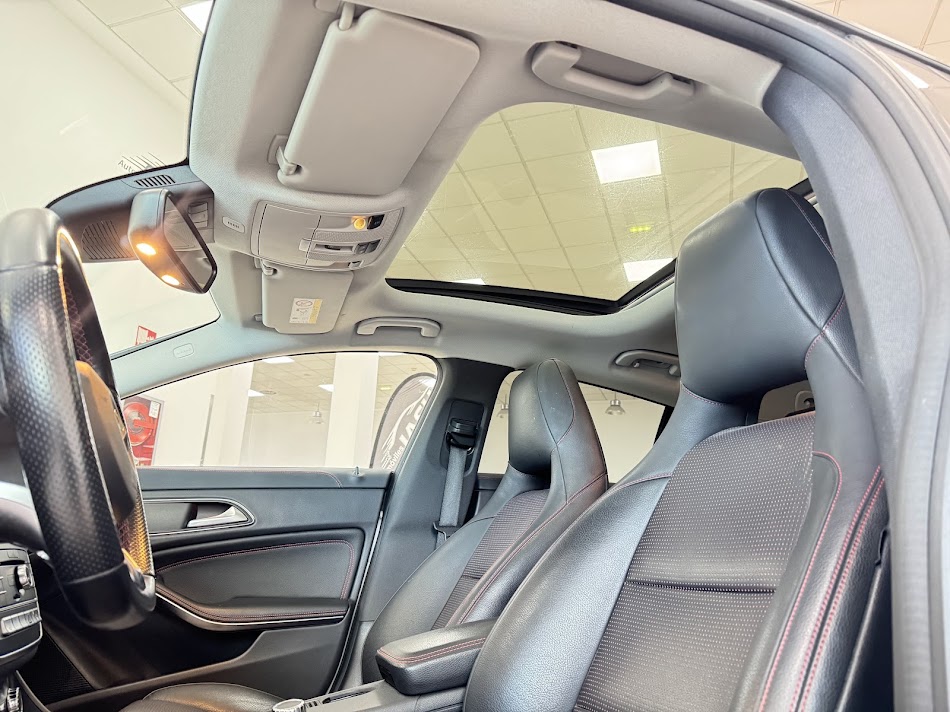 Mercedes Benz CLA 220D Amg Line