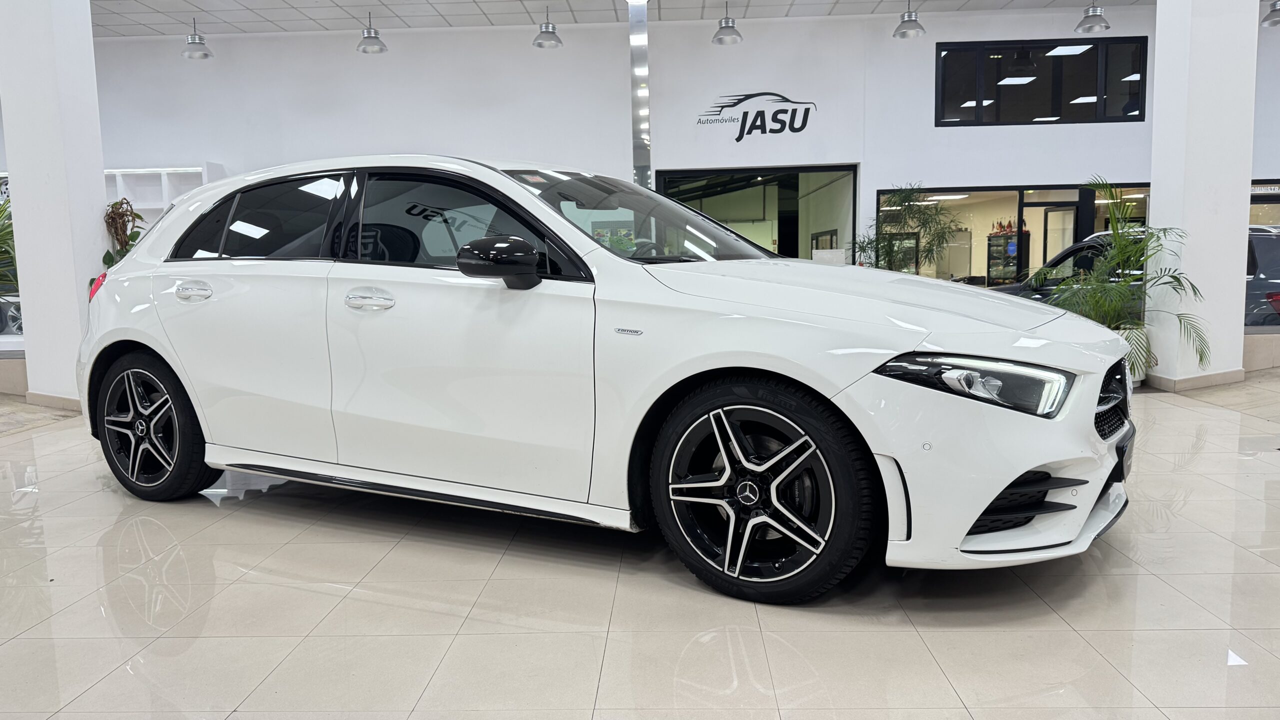 Mercedes Benz clase A180d Edition